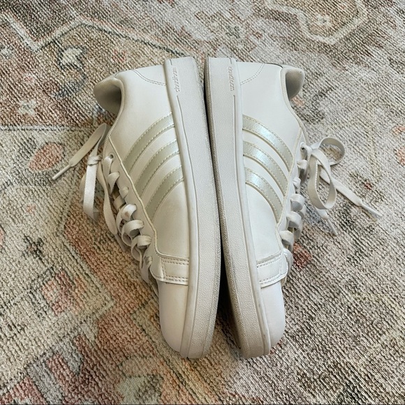 Adidas Iridescent Neo Cloudfoam Sneakers Size 8.5 - Picture 4 of 6